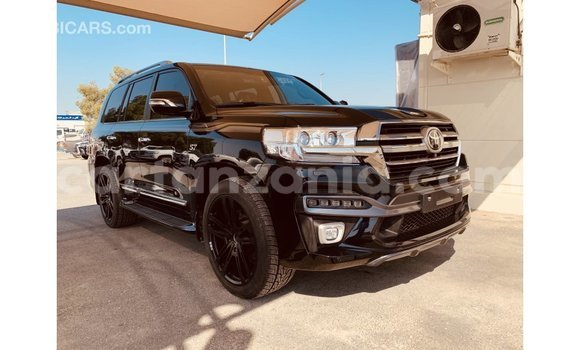 Nunua Imported Toyota Land Cruiser Nyeusi Gari ndani ya Import - Dubai nchini Arusha Nunua Imported Toyota Land Cruiser Nyeusi Gari ndani ya Import - Dubai nchini Arusha
