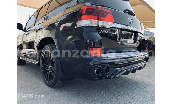 Nunua Imported Toyota Land Cruiser Nyeusi Gari ndani ya Import - Dubai nchini Arusha Nunua Imported Toyota Land Cruiser Nyeusi Gari ndani ya Import - Dubai nchini Arusha