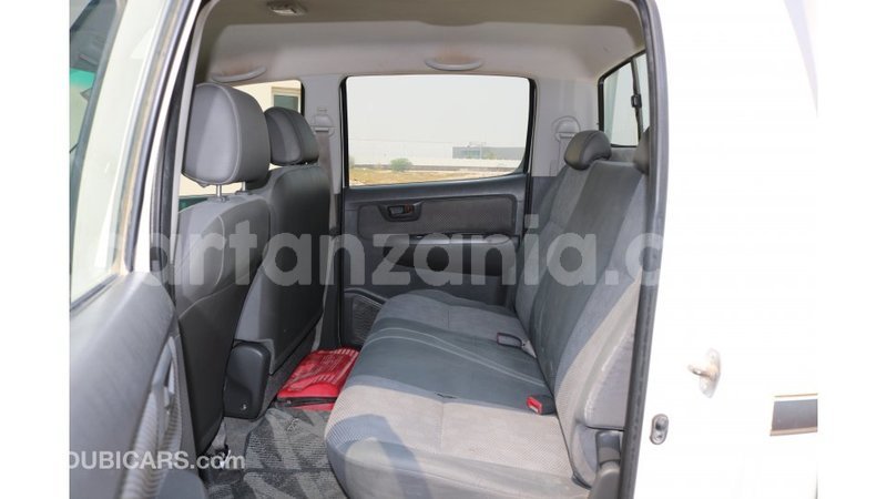 Big with watermark toyota hilux arusha import dubai 7903