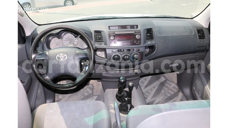 Big with watermark toyota hilux arusha import dubai 7903