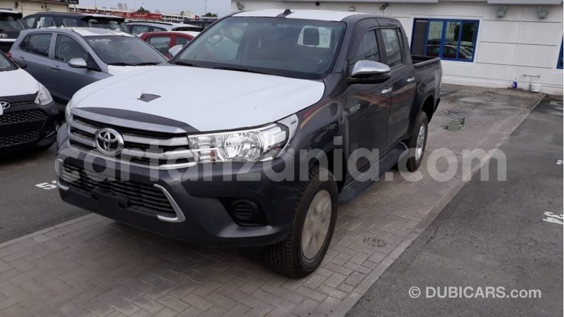 Big with watermark toyota hilux arusha import dubai 7904