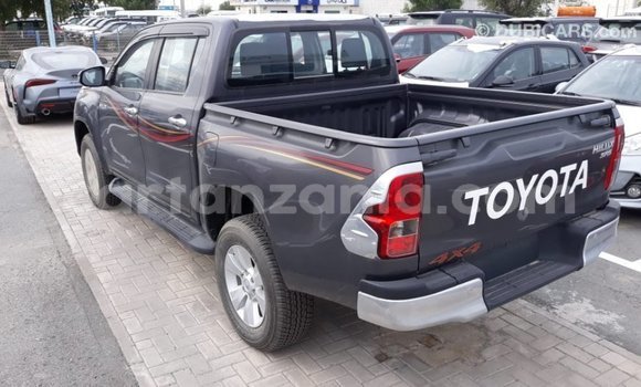Nunua Imported Toyota Hilux Nyingine Gari ndani ya Import - Dubai nchini Arusha Nunua Imported Toyota Hilux Nyingine Gari ndani ya Import - Dubai nchini Arusha
