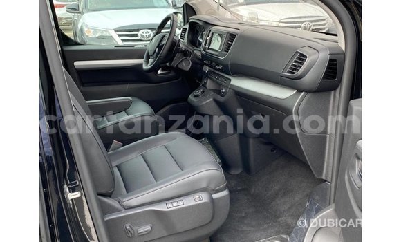 Nunua Imported Peugeot Traveller Nyeusi Gari ndani ya Import - Dubai nchini Arusha Nunua Imported Peugeot Traveller Nyeusi Gari ndani ya Import - Dubai nchini Arusha
