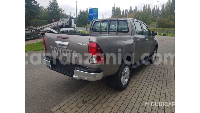 Big with watermark toyota hilux arusha import dubai 7906