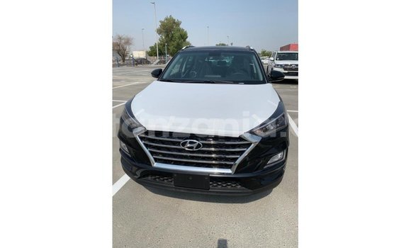 Nunua Imported Hyundai Tucson Nyeusi Gari ndani ya Import - Dubai nchini Arusha Nunua Imported Hyundai Tucson Nyeusi Gari ndani ya Import - Dubai nchini Arusha