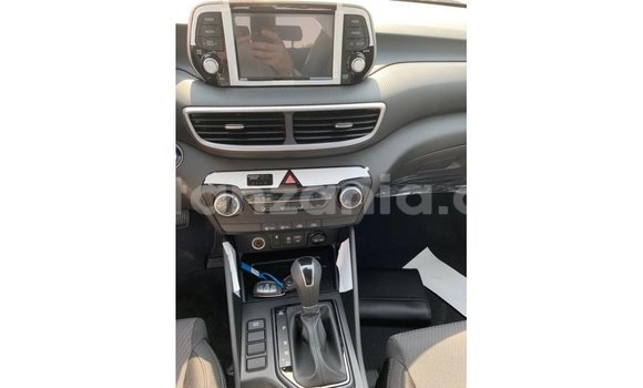 Nunua Imported Hyundai Tucson Nyeusi Gari ndani ya Import - Dubai nchini Arusha Nunua Imported Hyundai Tucson Nyeusi Gari ndani ya Import - Dubai nchini Arusha