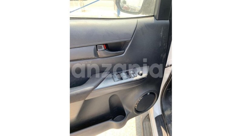 Big with watermark toyota hilux arusha import dubai 7911