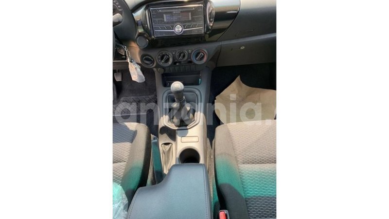 Big with watermark toyota hilux arusha import dubai 7911