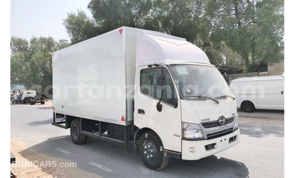 Buy Import Hino 300 Series White Truck in Import - Dubai in Arusha Buy Import Hino 300 Series White Truck in Import - Dubai in Arusha