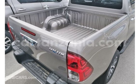 Nunua Imported Toyota Hilux Nyingine Gari ndani ya Import - Dubai nchini Arusha Nunua Imported Toyota Hilux Nyingine Gari ndani ya Import - Dubai nchini Arusha