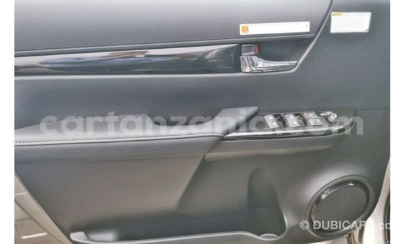 Nunua Imported Toyota Hilux Nyingine Gari ndani ya Import - Dubai nchini Arusha Nunua Imported Toyota Hilux Nyingine Gari ndani ya Import - Dubai nchini Arusha
