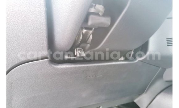 Nunua Imported Toyota Hilux Nyingine Gari ndani ya Import - Dubai nchini Arusha Nunua Imported Toyota Hilux Nyingine Gari ndani ya Import - Dubai nchini Arusha
