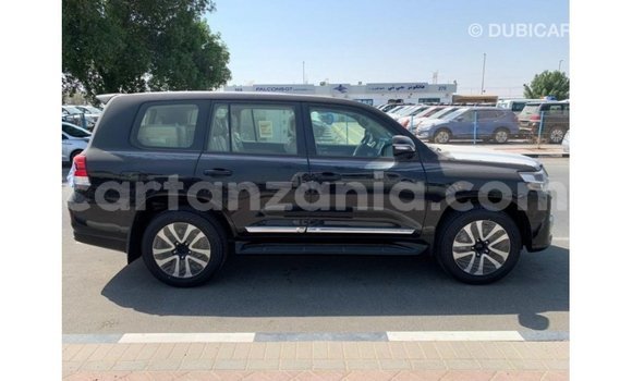Nunua Imported Toyota Land Cruiser Nyeusi Gari ndani ya Import - Dubai nchini Arusha Nunua Imported Toyota Land Cruiser Nyeusi Gari ndani ya Import - Dubai nchini Arusha