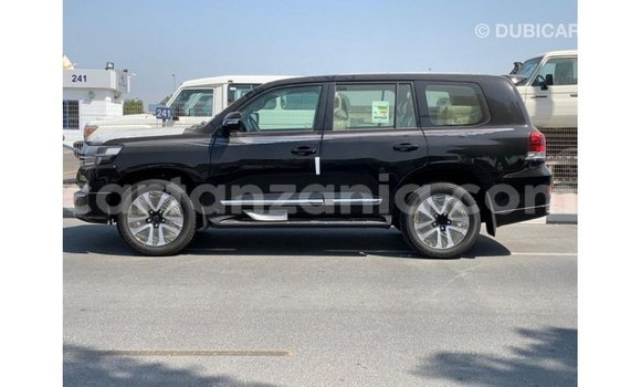 Nunua Imported Toyota Land Cruiser Nyeusi Gari ndani ya Import - Dubai nchini Arusha Nunua Imported Toyota Land Cruiser Nyeusi Gari ndani ya Import - Dubai nchini Arusha