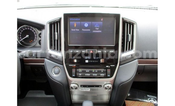 Nunua Imported Toyota Land Cruiser Nyeusi Gari ndani ya Import - Dubai nchini Arusha Nunua Imported Toyota Land Cruiser Nyeusi Gari ndani ya Import - Dubai nchini Arusha