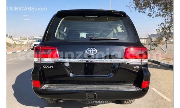Buy Import Toyota Land Cruiser Black Car in Import - Dubai in Arusha Buy Import Toyota Land Cruiser Black Car in Import - Dubai in Arusha