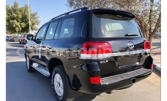 Buy Import Toyota Land Cruiser Black Car in Import - Dubai in Arusha Buy Import Toyota Land Cruiser Black Car in Import - Dubai in Arusha
