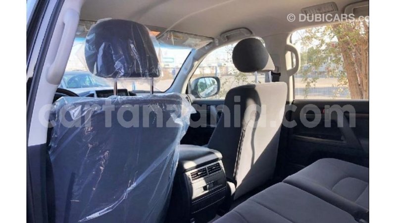 Big with watermark toyota land cruiser arusha import dubai 7919