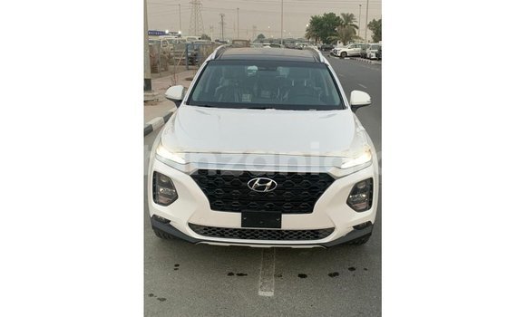 Nunua Imported Hyundai Santa Fe Nyeupe Gari ndani ya Import - Dubai nchini Arusha Nunua Imported Hyundai Santa Fe Nyeupe Gari ndani ya Import - Dubai nchini Arusha