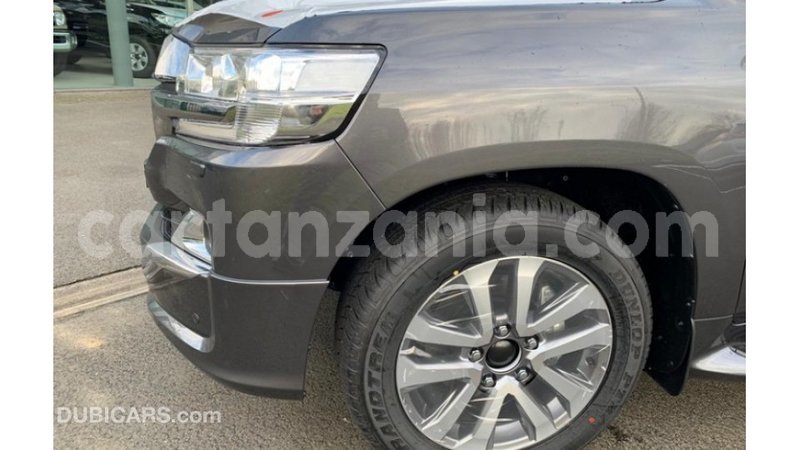 Big with watermark toyota land cruiser arusha import dubai 7921