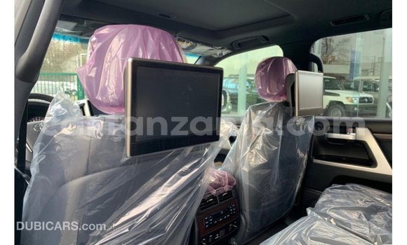 Buy Import Toyota Land Cruiser Other Car in Import - Dubai in Arusha Buy Import Toyota Land Cruiser Other Car in Import - Dubai in Arusha