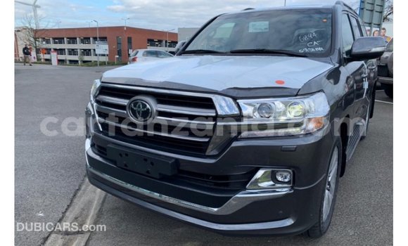 Buy Import Toyota Land Cruiser Other Car in Import - Dubai in Arusha Buy Import Toyota Land Cruiser Other Car in Import - Dubai in Arusha