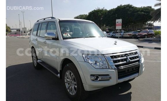 Buy Import Mitsubishi Pajero White Car in Import - Dubai in Arusha Buy Import Mitsubishi Pajero White Car in Import - Dubai in Arusha