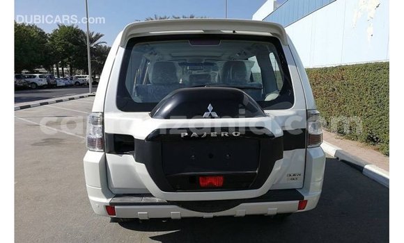 Buy Import Mitsubishi Pajero White Car in Import - Dubai in Arusha Buy Import Mitsubishi Pajero White Car in Import - Dubai in Arusha