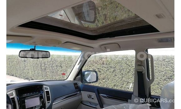 Buy Import Mitsubishi Pajero White Car in Import - Dubai in Arusha Buy Import Mitsubishi Pajero White Car in Import - Dubai in Arusha