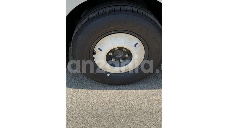 Big with watermark toyota hiace arusha import dubai 7925