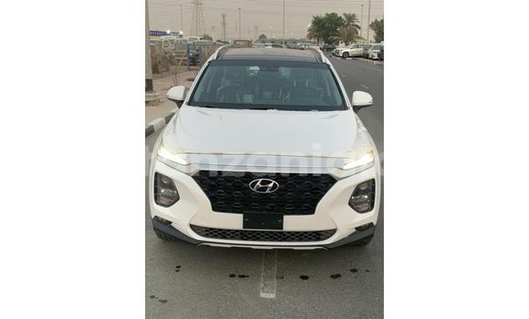 Buy Import Hyundai Santa Fe White Car in Import - Dubai in Arusha Buy Import Hyundai Santa Fe White Car in Import - Dubai in Arusha