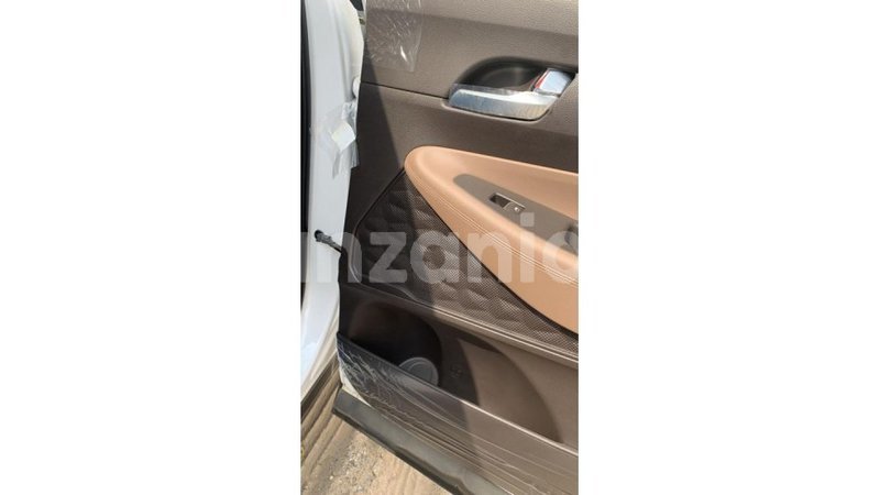 Big with watermark hyundai santa fe arusha import dubai 7927