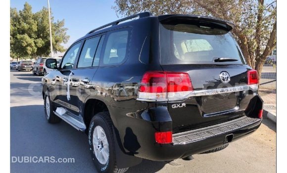 Nunua Imported Toyota Land Cruiser Nyeusi Gari ndani ya Import - Dubai nchini Arusha Nunua Imported Toyota Land Cruiser Nyeusi Gari ndani ya Import - Dubai nchini Arusha