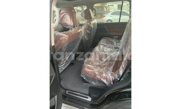 Nunua Imported Toyota Land Cruiser Nyeusi Gari ndani ya Import - Dubai nchini Arusha Nunua Imported Toyota Land Cruiser Nyeusi Gari ndani ya Import - Dubai nchini Arusha