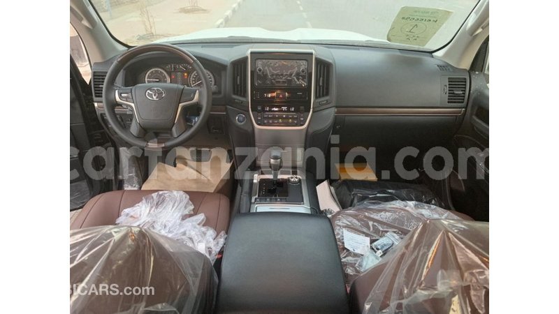 Big with watermark toyota land cruiser arusha import dubai 7929