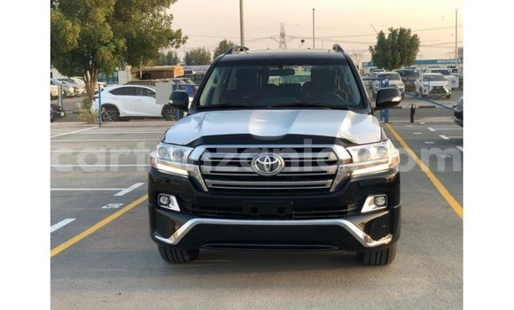 Nunua Imported Toyota Land Cruiser Nyeusi Gari ndani ya Import - Dubai nchini Arusha Nunua Imported Toyota Land Cruiser Nyeusi Gari ndani ya Import - Dubai nchini Arusha