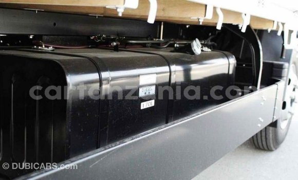 Nunua Imported Mitsubishi i Nyeupe Gari ndani ya Import - Dubai nchini Arusha Nunua Imported Mitsubishi i Nyeupe Gari ndani ya Import - Dubai nchini Arusha