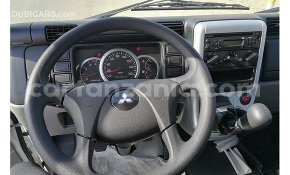 Nunua Imported Mitsubishi Carisma Nyeupe Gari ndani ya Import - Dubai nchini Arusha Nunua Imported Mitsubishi Carisma Nyeupe Gari ndani ya Import - Dubai nchini Arusha