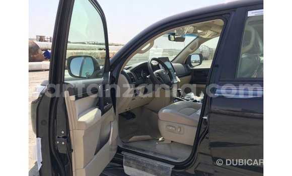 Nunua Imported Toyota Land Cruiser Nyeusi Gari ndani ya Import - Dubai nchini Arusha Nunua Imported Toyota Land Cruiser Nyeusi Gari ndani ya Import - Dubai nchini Arusha