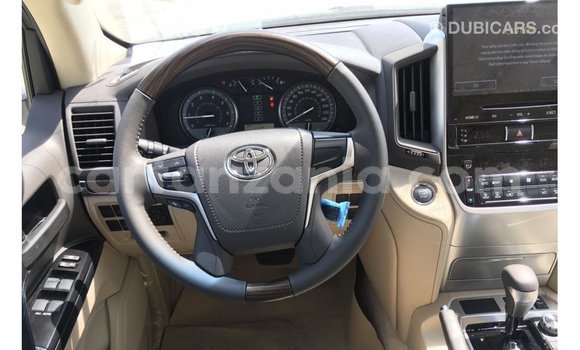 Nunua Imported Toyota Land Cruiser Nyeusi Gari ndani ya Import - Dubai nchini Arusha Nunua Imported Toyota Land Cruiser Nyeusi Gari ndani ya Import - Dubai nchini Arusha