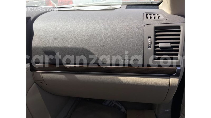 Big with watermark toyota land cruiser arusha import dubai 7940