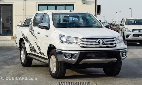 Buy Import Toyota Hilux White Car in Import - Dubai in Arusha Buy Import Toyota Hilux White Car in Import - Dubai in Arusha