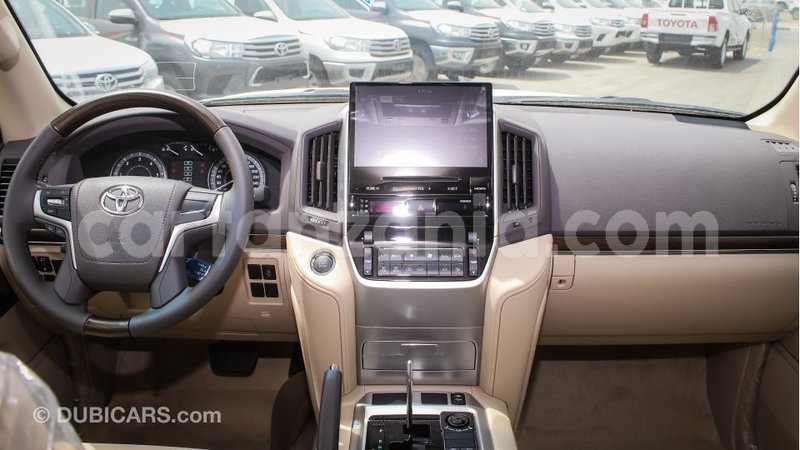 Big with watermark toyota land cruiser arusha import dubai 7943