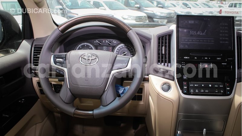 Big with watermark toyota land cruiser arusha import dubai 7943