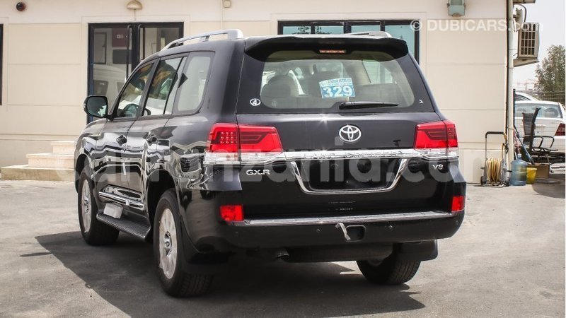 Big with watermark toyota land cruiser arusha import dubai 7943