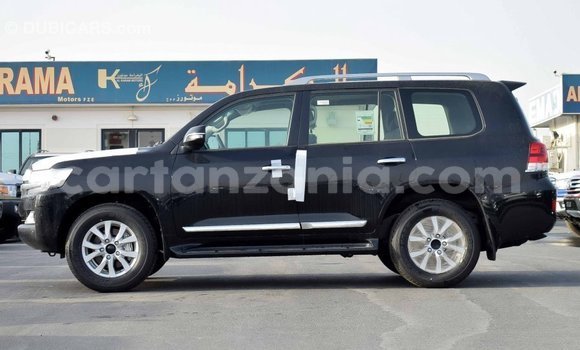 Buy Import Toyota Land Cruiser Black Car in Import - Dubai in Arusha Buy Import Toyota Land Cruiser Black Car in Import - Dubai in Arusha