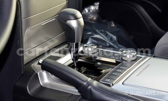 Buy Import Toyota Land Cruiser Black Car in Import - Dubai in Arusha Buy Import Toyota Land Cruiser Black Car in Import - Dubai in Arusha
