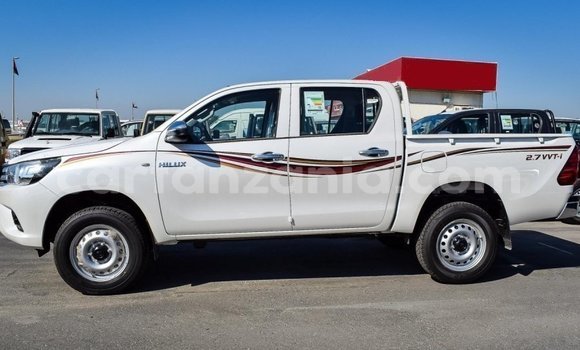 Buy Import Toyota Hilux White Car in Import - Dubai in Arusha Buy Import Toyota Hilux White Car in Import - Dubai in Arusha