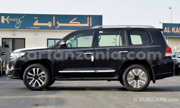 Buy Import Toyota Land Cruiser Black Car in Import - Dubai in Arusha Buy Import Toyota Land Cruiser Black Car in Import - Dubai in Arusha