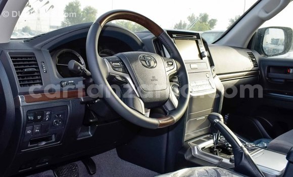 Buy Import Toyota Land Cruiser Black Car in Import - Dubai in Arusha Buy Import Toyota Land Cruiser Black Car in Import - Dubai in Arusha